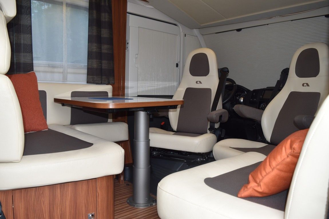 Camping-car Adria Sonic I 600 SL Année 2016 - Image 10