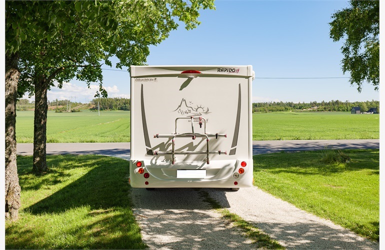 Camping car Rapido 690F Chambre fermée Année 2010 – Image 12