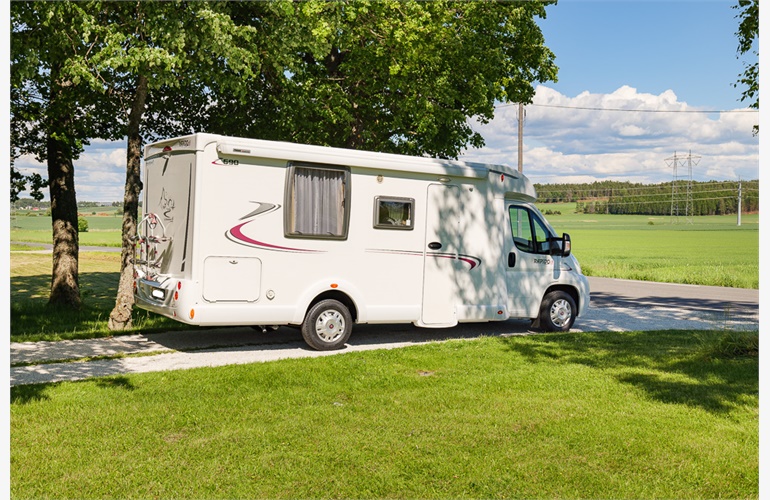 Camping car Rapido 690F Chambre fermée Année 2010 – Image 11