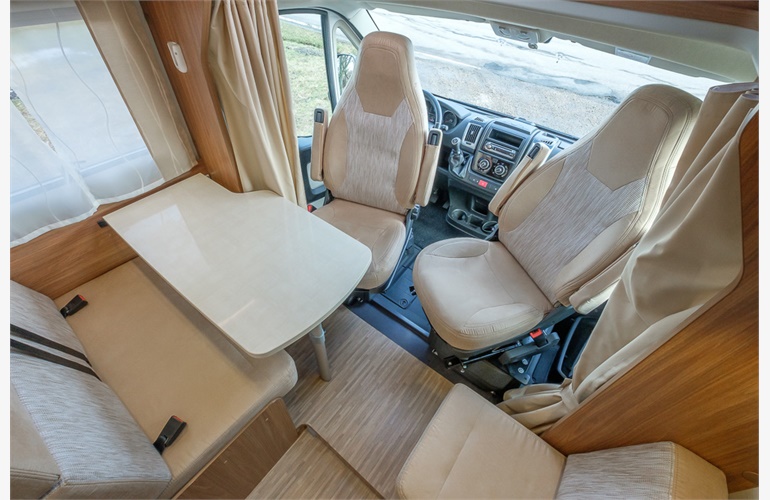 Camping car Fiat Carado T 339 Année 2017 – Image 2